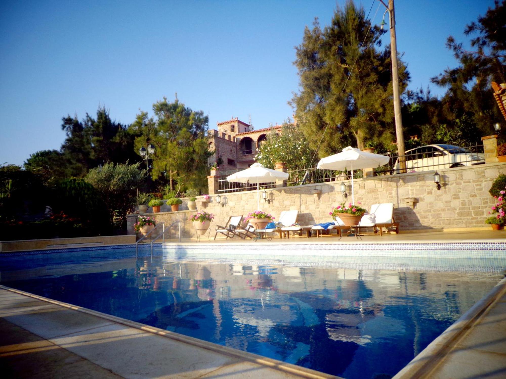 Lesvos Tower House Komninos Sigrion Экстерьер фото