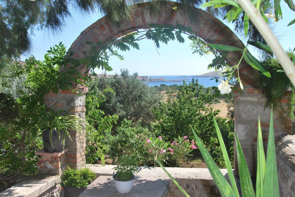 Lesvos Tower House Komninos Sigrion Экстерьер фото